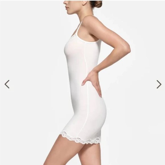 NWT SKIMS Fits Everybody Lace Trim Mini Slip Dress White L - Picture 2 of 6